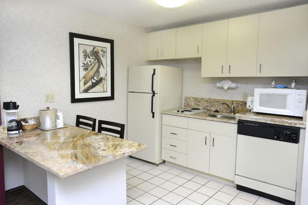 Surestay Plus By Best Western Orlando Lake Buena Vista Esterno foto