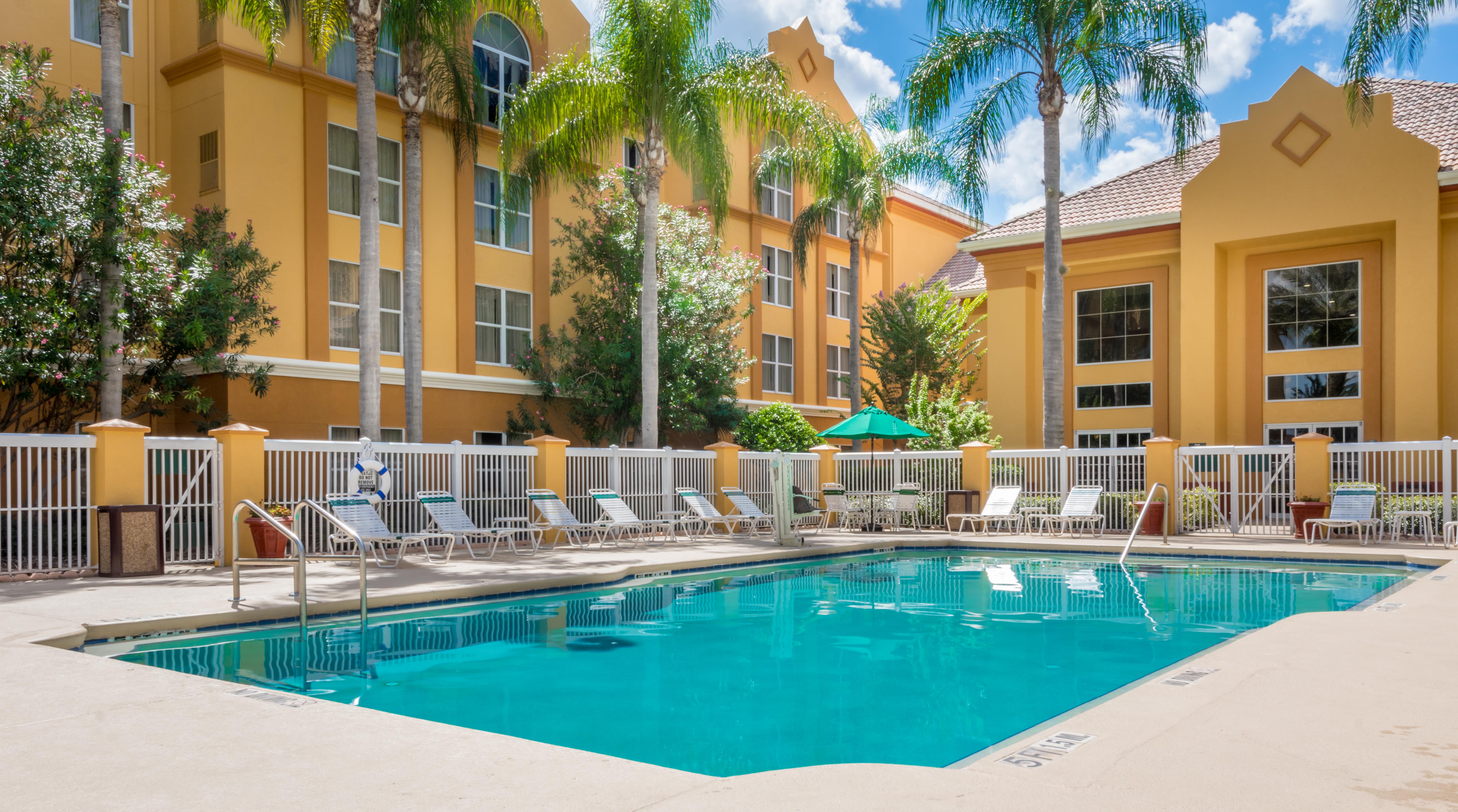 Surestay Plus By Best Western Orlando Lake Buena Vista Esterno foto