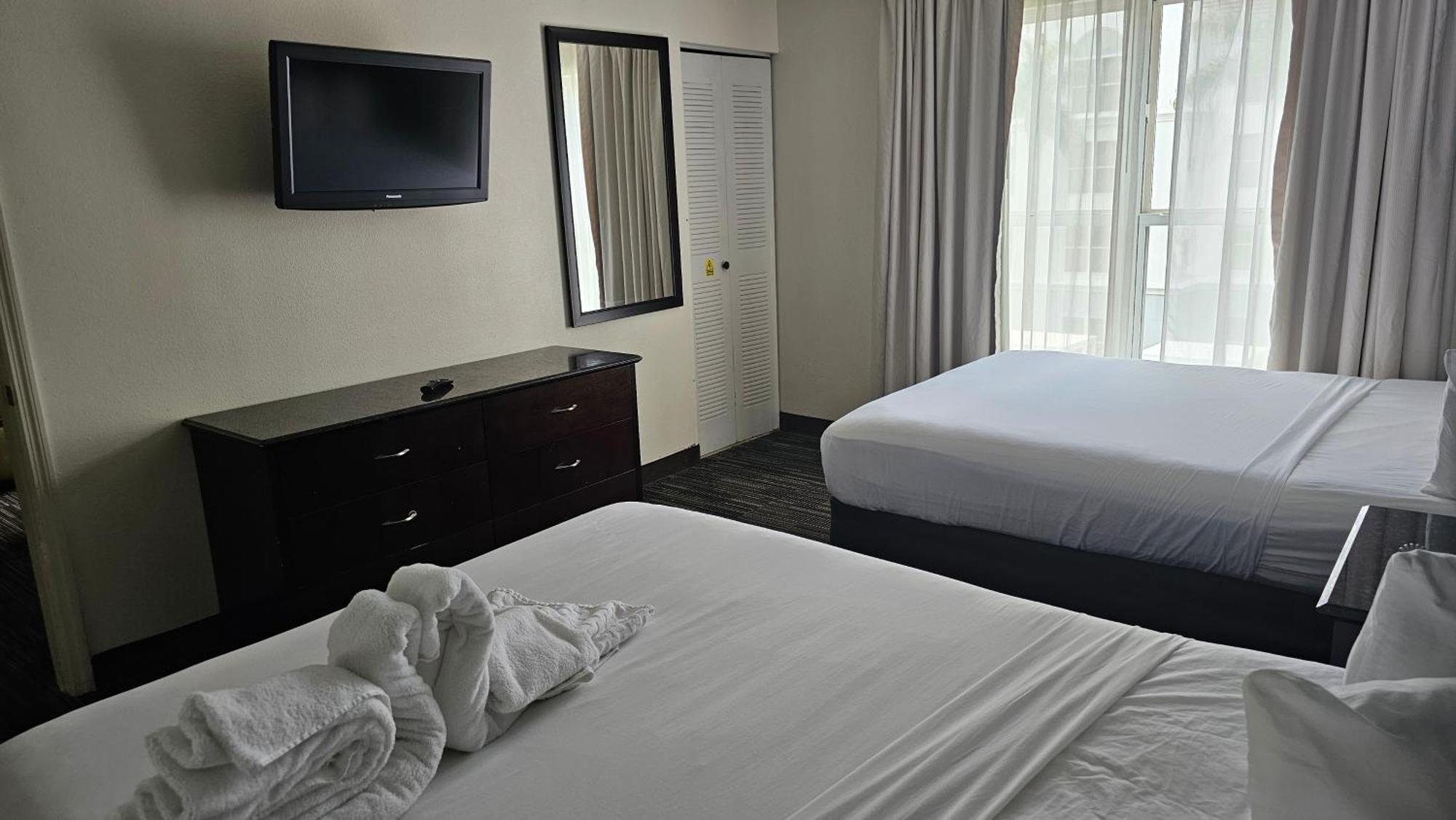Surestay Plus By Best Western Orlando Lake Buena Vista Esterno foto