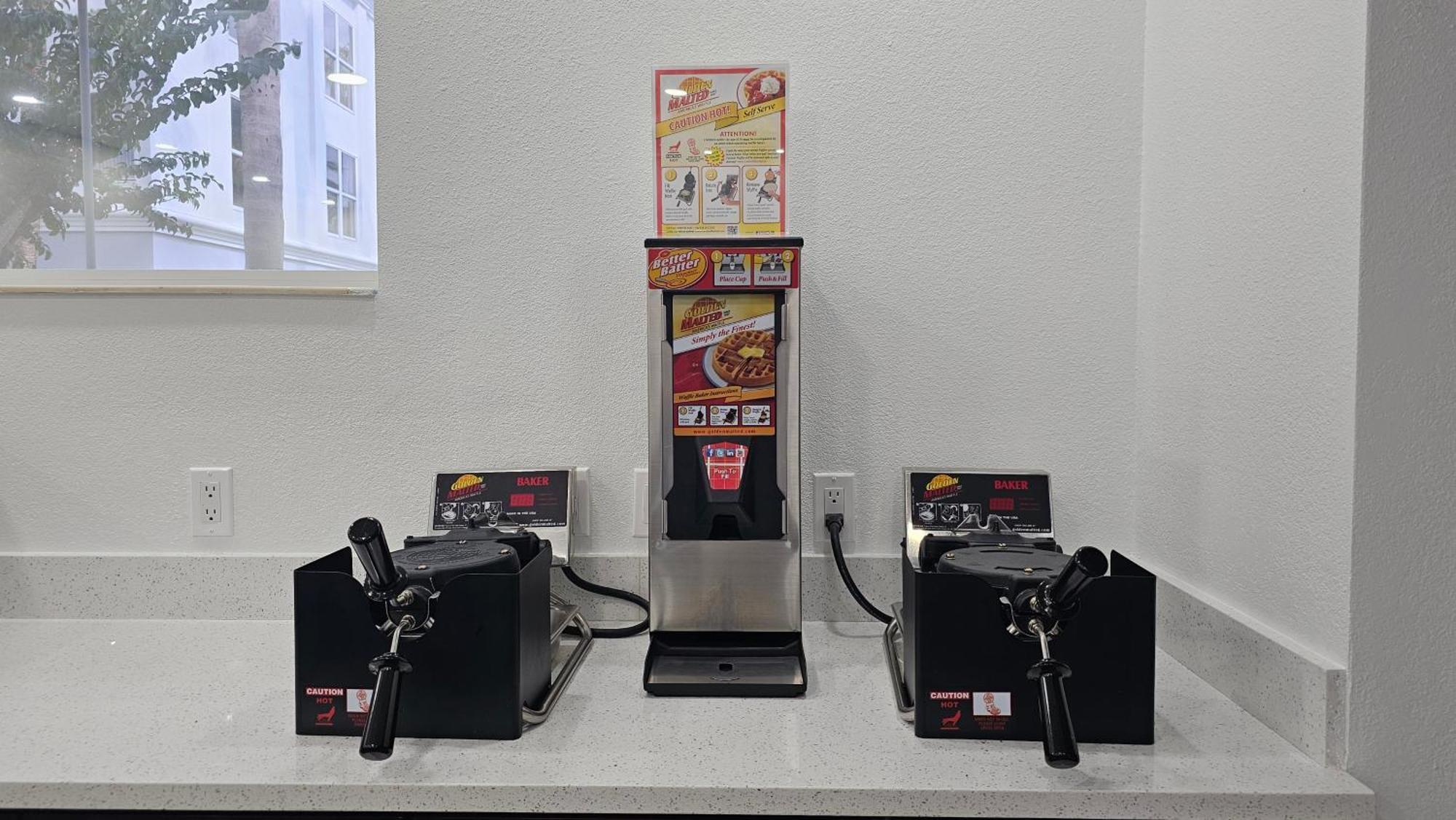 Surestay Plus By Best Western Orlando Lake Buena Vista Esterno foto