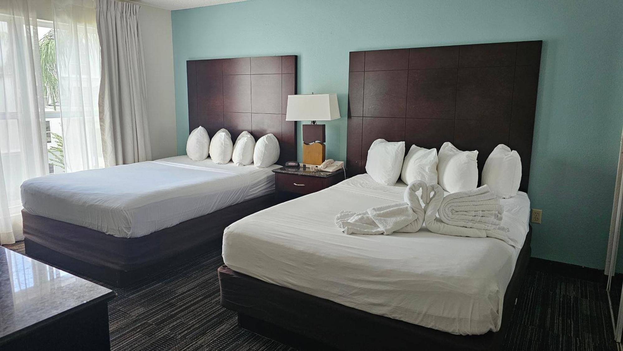 Surestay Plus By Best Western Orlando Lake Buena Vista Esterno foto