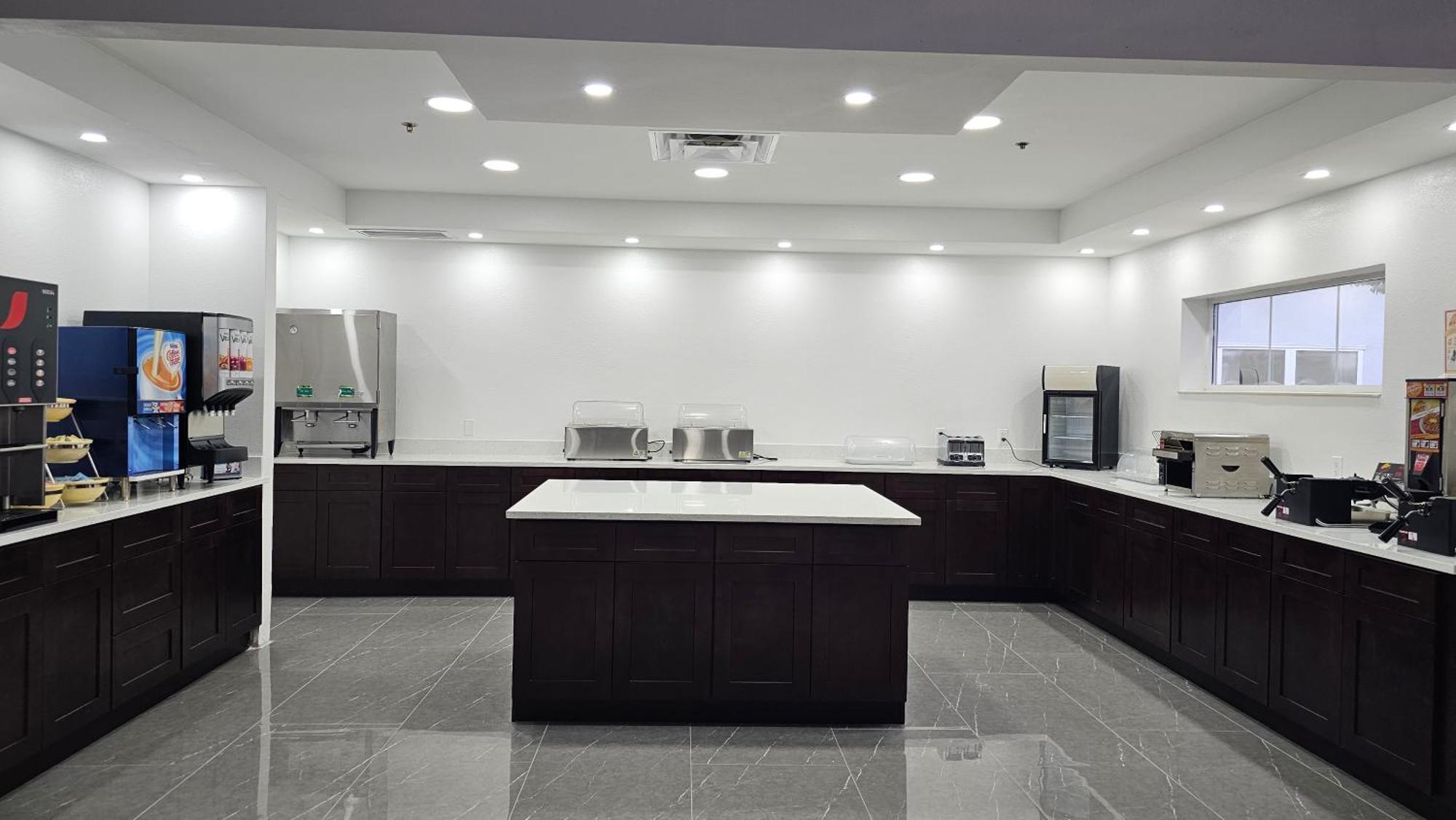 Surestay Plus By Best Western Orlando Lake Buena Vista Esterno foto