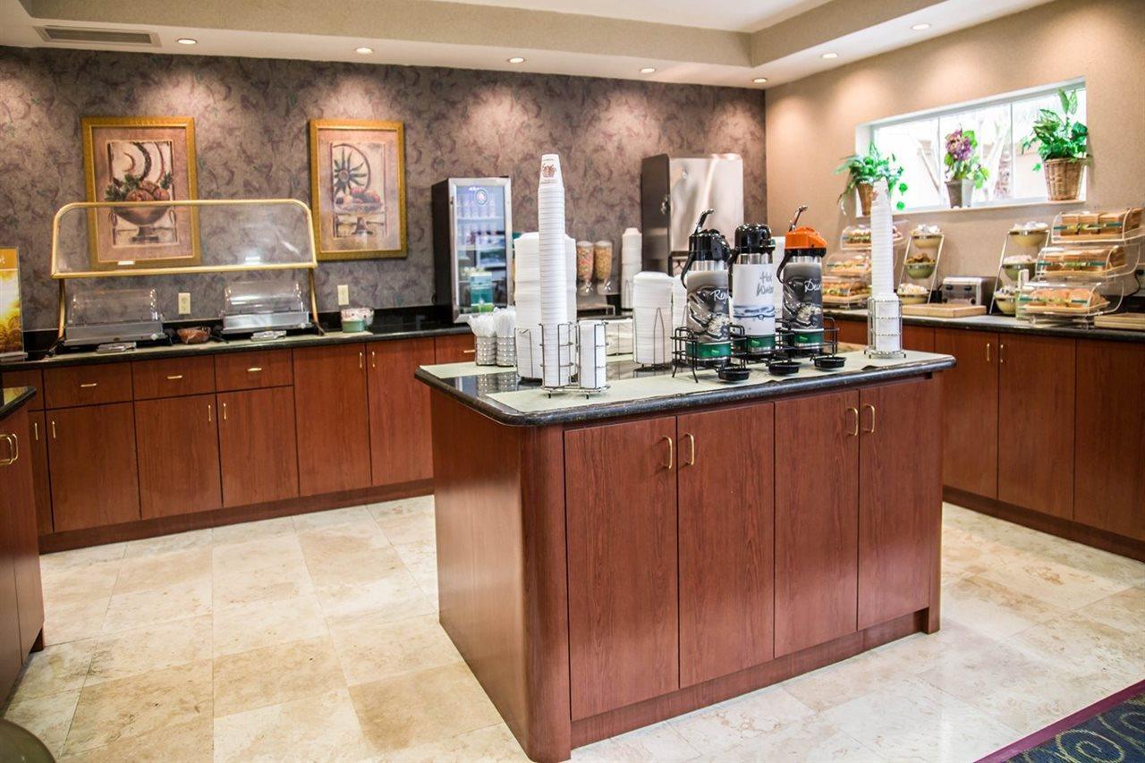 Surestay Plus By Best Western Orlando Lake Buena Vista Esterno foto